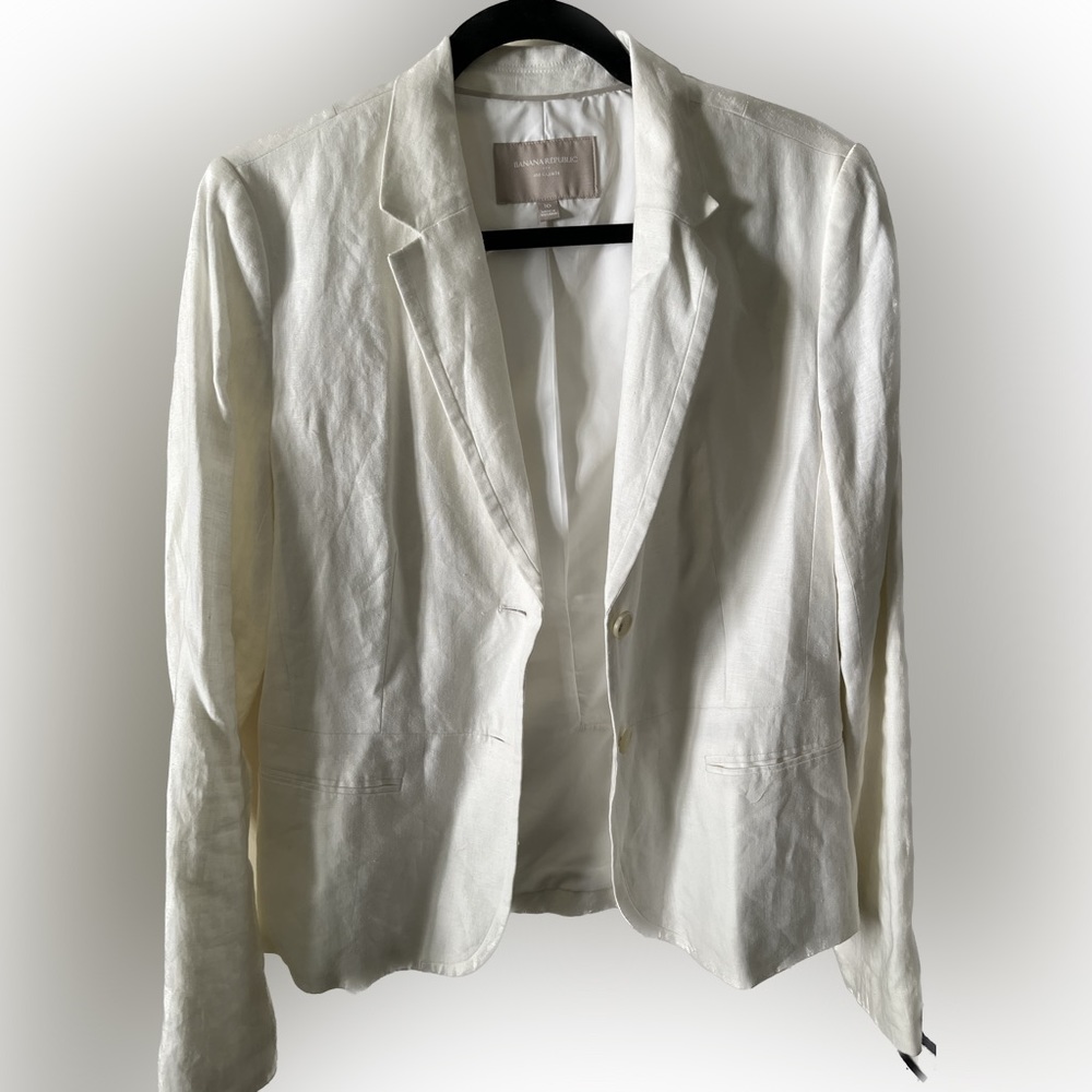 Banana Republic White Blazer